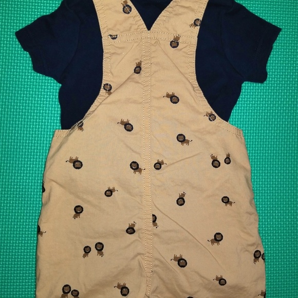 Carter's 2-Piece Collared Onesie w/Overall Shorts - Picture 2 of 4
